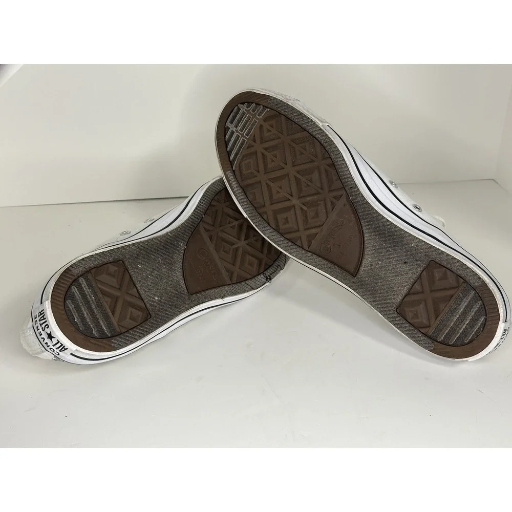 Converse, Unisex Looney Tunes All Star Low Sneakers, 80th Anniversary, M10/W12‎ - Picture 7 of 11